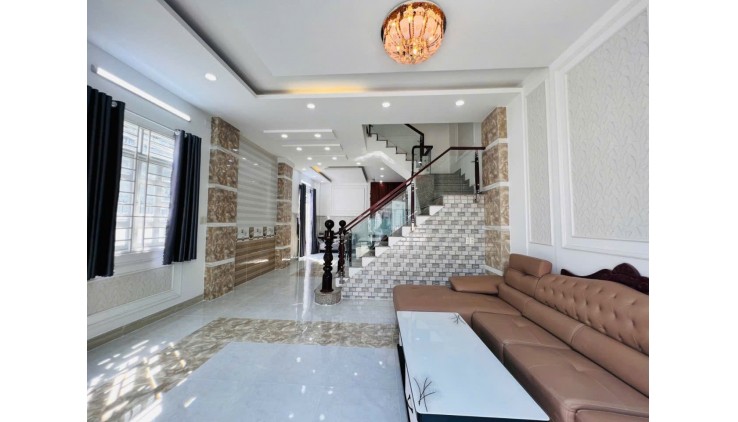 Chỉ 6.3 TỶ TL! 56M², 3 Tầng /4pn, HẺM Ô TÔ, Phan Văn Trị Gò Vấp!